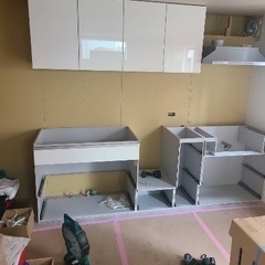 【急募!!】システムキッチン施工・助手・未経験大歓迎!!の画像