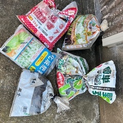 園芸用品、まとめて
の画像