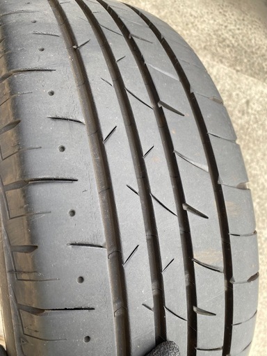 【決まりました】ブリヂストン　夏用タイヤ　215/60 R16　