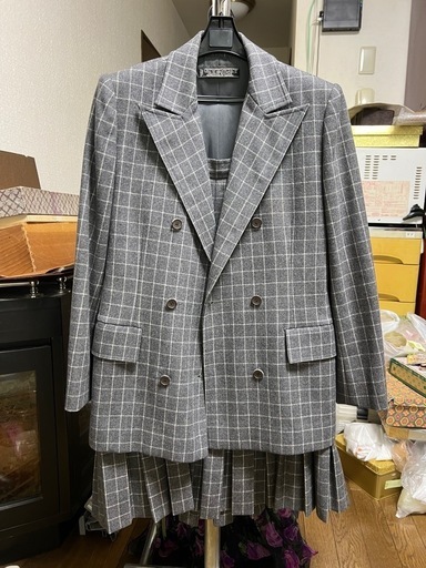 GIVENCHY（ジバンシィ）レディース ジャケット スカート