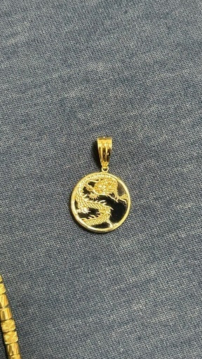 金 K18 オニキス　トップ