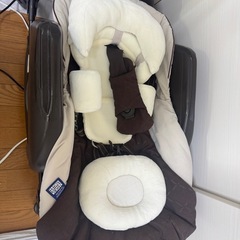 バウンサー付き　combi ネムリラ　ホワイトレーベル　オートス...