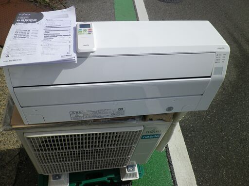 お取引中◆FUJITSU/富士通　2024年　6～8畳用エアコン　nocria　AS-C224R-W　熱交換器加熱除菌