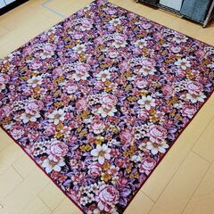 【受付終了】カーペット　花柄