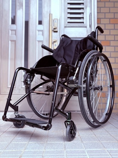 軽量！アクティブな車いす　値引きしました！　　日進　ASⅢ かなり安いです！グッドコンディションです！