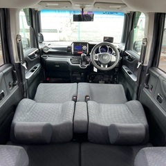 Bluetoothナビ付き☆月々1.2万円〜分割払い可❗️ 車検2年付き！【名義変更代込み】大人気☆ホンダ N-BOXカスタム☆ステアリングスイッチ付き☆走行中DVD見れます☆便利なバックカメラ付き☆電動スライドドア♪ドラレコ付き☆スマートキー☆フルオートエアコン☆そのまま乗って帰れます❗️の画像