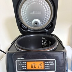 TOSHIBA 3号炊き炊飯器の画像
