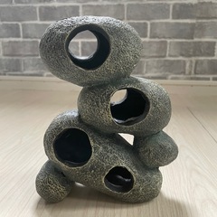 水槽オブジェ　隠れ屋