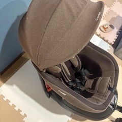 チャイルドシート　コンビの画像