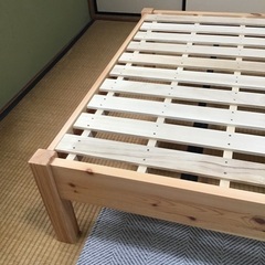 無印良品パイン材ベッドの画像