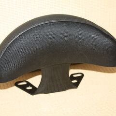 バックレストクッション 固定台座付き 汎用 未使用品