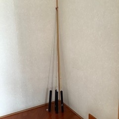 釣竿　黄色とシルバー