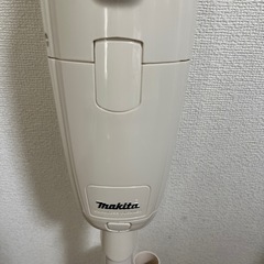 マキタ コードレス掃除機の画像