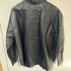 フェイクレザージャケットの画像