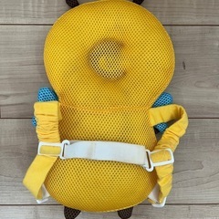 ヘッドガード、補助ベルト付き、転倒防止リュック、はちの画像