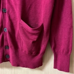制服の羽織にも♦️スクールカーディガン♦️ワイン色GUメンズMレディースMくらい♦️美品服上着の画像
