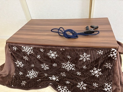 【極美品】こたつ2021年製　炬燵TM-109 滝口木材株式会社 100V 300W ヒーターユニット型番： MS-303H