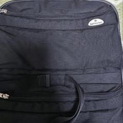Samsonite 黒 キャリーケース 中型50かける40くらいの画像