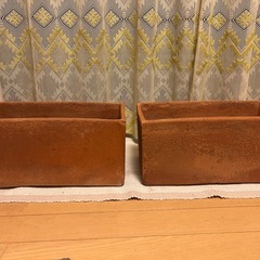 ★お取引き中です★
長方形植木鉢　2つセット 