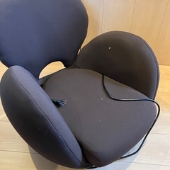 マッサージチェア　骨盤矯正 エアリーシェイプ ビューティーAIM-FN020の画像