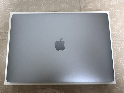 【値下げした】美品Apple MacBook Air M1 8GB 512GB