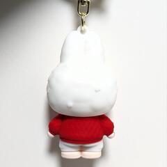 ラブブ白　キーホルダーの画像