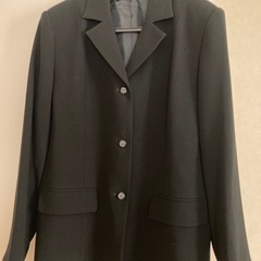 【新品】黒・スーツ・13ARサイズの画像