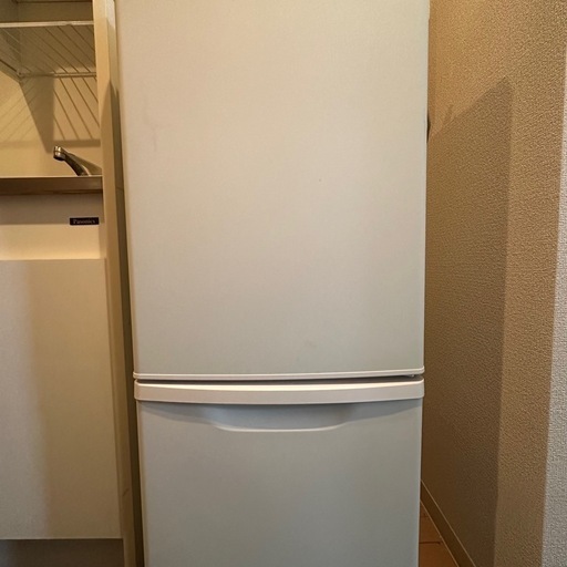 パナソニック Panasonic 冷蔵庫 パーソナルタイプ（138L・幅48cm・右開き・2ドア・バニラホワイト） 自動霜取り機能搭載 NR-B14HW-W