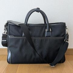 【値下げしました】ビジネスバッグ