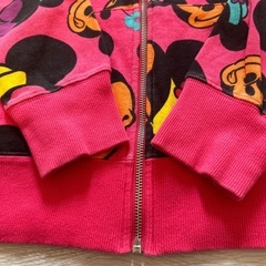 ディズニー　ミニー　パーカー　S
の画像
