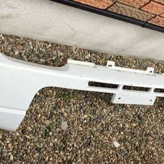 JB23Wジムニーフロントバンパー　純正ホワイト