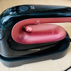 TOSHIBA コードレス衣類スチーマーTAS-X5