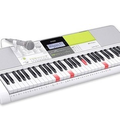 カシオ　LK511 ほぼ新品未使用　光ナビゲーションつき