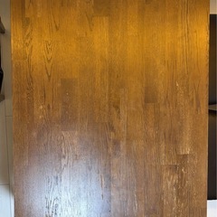 ダイニングテーブルの画像