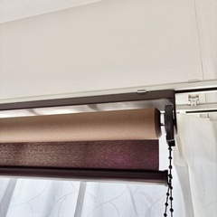 ニトリ ブラインドカーテン ブラウンの画像