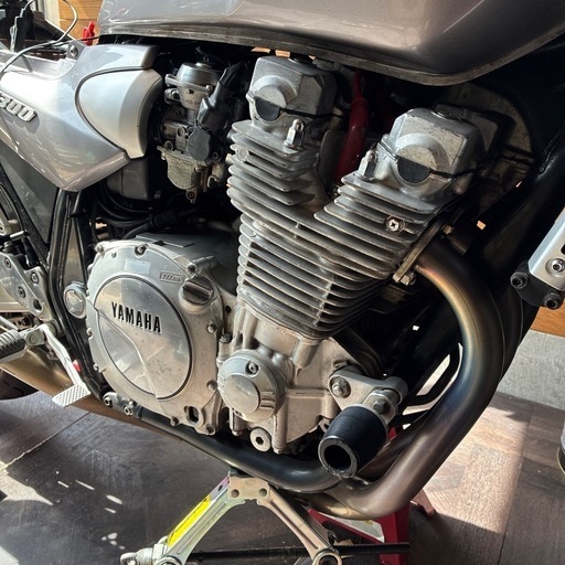 ヤマハ　大型バイク　XJR1300