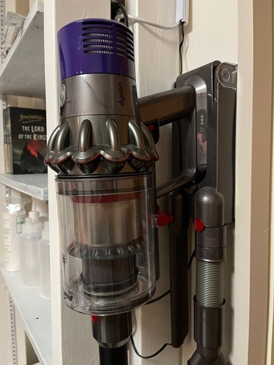 ダイソン Dyson Cyclone V10 Fluffy サイクロン式 コードレス掃除機 dyson SV12FF LF BK