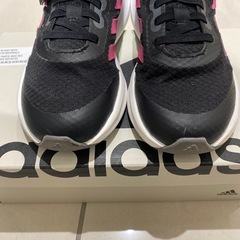 決まりました！【adidas 20.0㎝スニーカー】の画像
