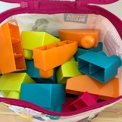 メガブロック 80個バック ピンク
の画像