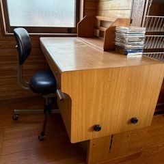 机、デスク
