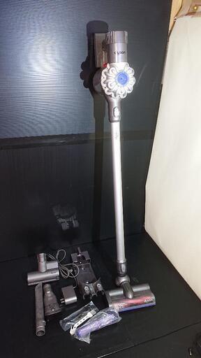ダイソン dyson DC62 コードレスクリーナー 掃除機 セット