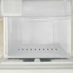 美品！鏡面冷蔵庫　HR-G13B-W ドア　女性ワンオーナーの画像