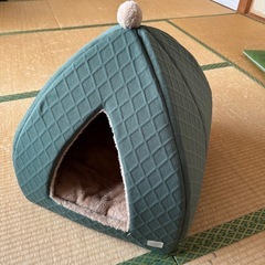 ネコの家 ぽんぽんベッド おへや