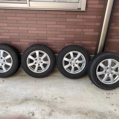ヨコハマ スタッドレスタイヤ 195/65R15 4本セット