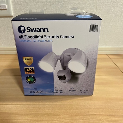 防犯カメラ　Swann 4K Floodlight Security Camera