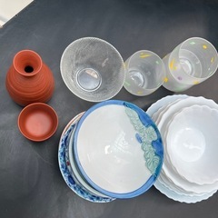 お皿の画像