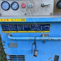 コンプレッサー　コンクリートハツリの画像