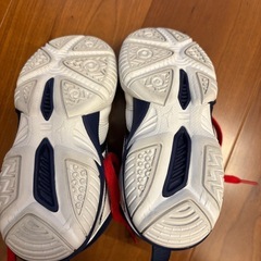 大変お得！ほぼ新品！！ミズノ　バスケットシューズ　子供の画像