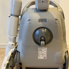 2017年製 Panasonic 紙パック式 掃除機の画像
