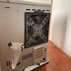 石油ファンヒーター　トヨトミの画像